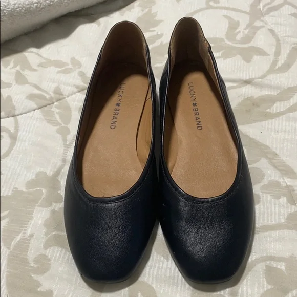 Lucky Brand Women's Flats Size 7.5.M - Picture 1 of 7